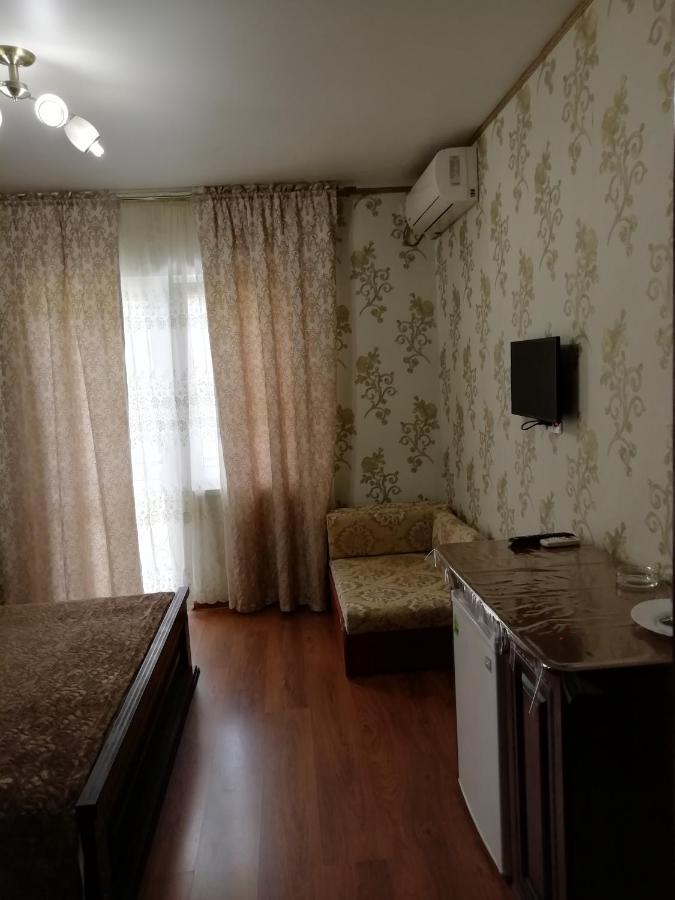 Mini-Hotel Yanson 2 Gagry Zewnętrze zdjęcie