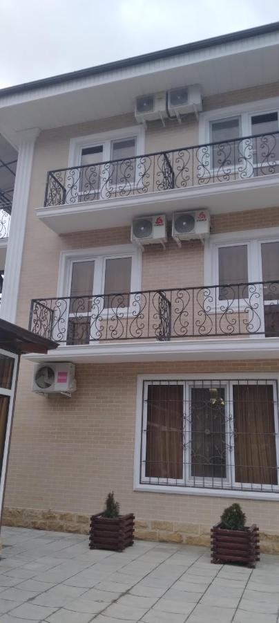 Mini-Hotel Yanson 2 Gagry Zewnętrze zdjęcie