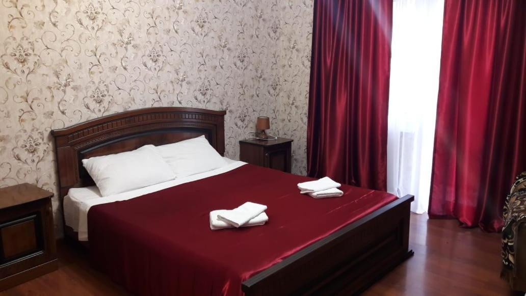 Mini-Hotel Yanson 2 Gagry Zewnętrze zdjęcie