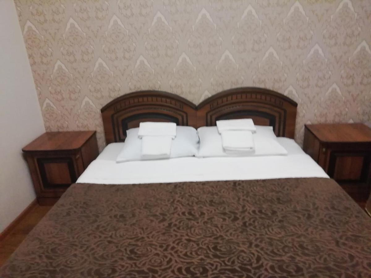 Mini-Hotel Yanson 2 Gagry Zewnętrze zdjęcie